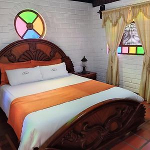 Camera con letto king size